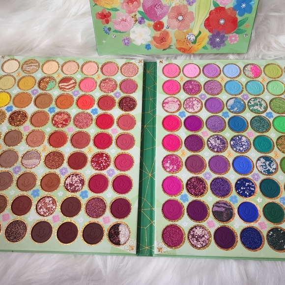 Ultramo Makeup Tinkerbell Eyeshadow Palette Poshmark